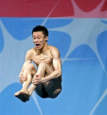 Diving Faces