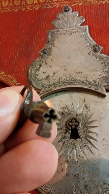 Enter the key!!