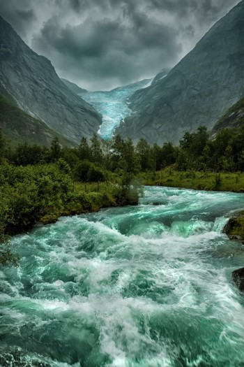 Briksdalsbreen Glacier in Norway