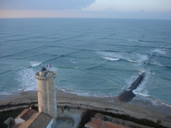 A Cross Swell - Île de Ré, France,