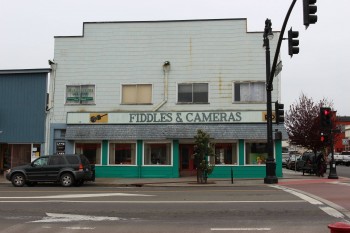 Fiddles and Cameras