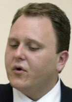 Anti-gay GOP candidate was once a female impersonator