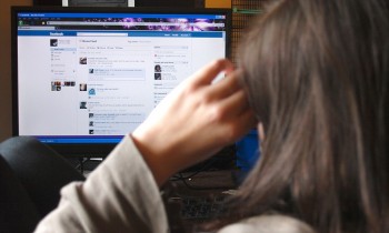 Girl of 13 kills herself after mother's Facebook ban