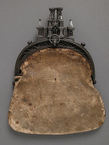 500 year old purse