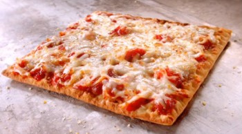 Woman calls 911 after Subway put marinara sauce on her Flatizza, not, ‘pizza sauce’