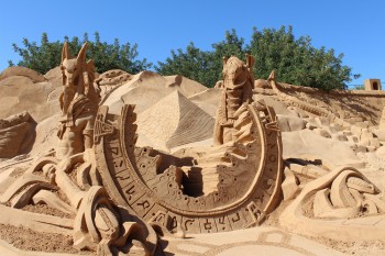 Stargate sand sculpture