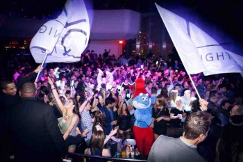 Papa Smurf likes to go clubbing