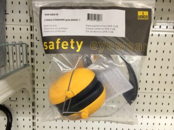 Instructions unclear. Now deaf in one eye.