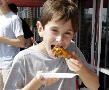 Study finds eating chicken on the bone makes children more aggressive