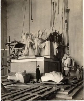 Construction of the Lincoln Memorial