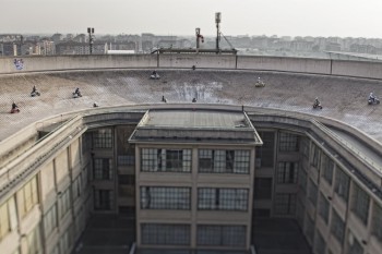 Vespa racing on the FIAT factory rooftop
