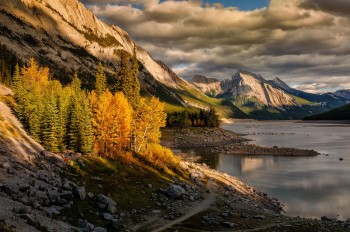 Medicine Lake