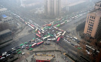 Traffic lights failed at an intersection in China