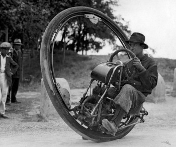 Single-Wheeled Motorcycle
