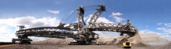 Huge Earthmover