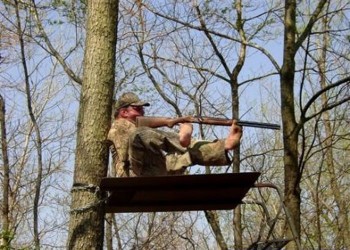 Armless Hunter