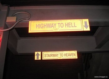 Conflicting Paths