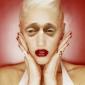 Gwen Stefani with Steve Buscemi's Eyes