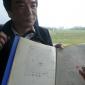 Toru Iwatani shows his original drafts for Pac-Man